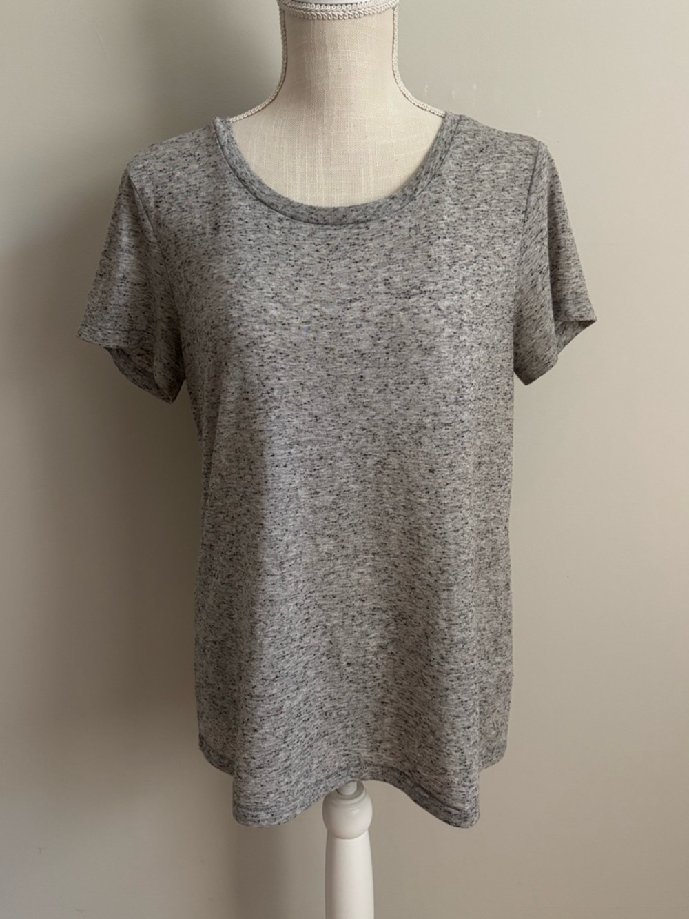 Crewneck Short Sleeve Tee Shirt Light Grey with Speckles